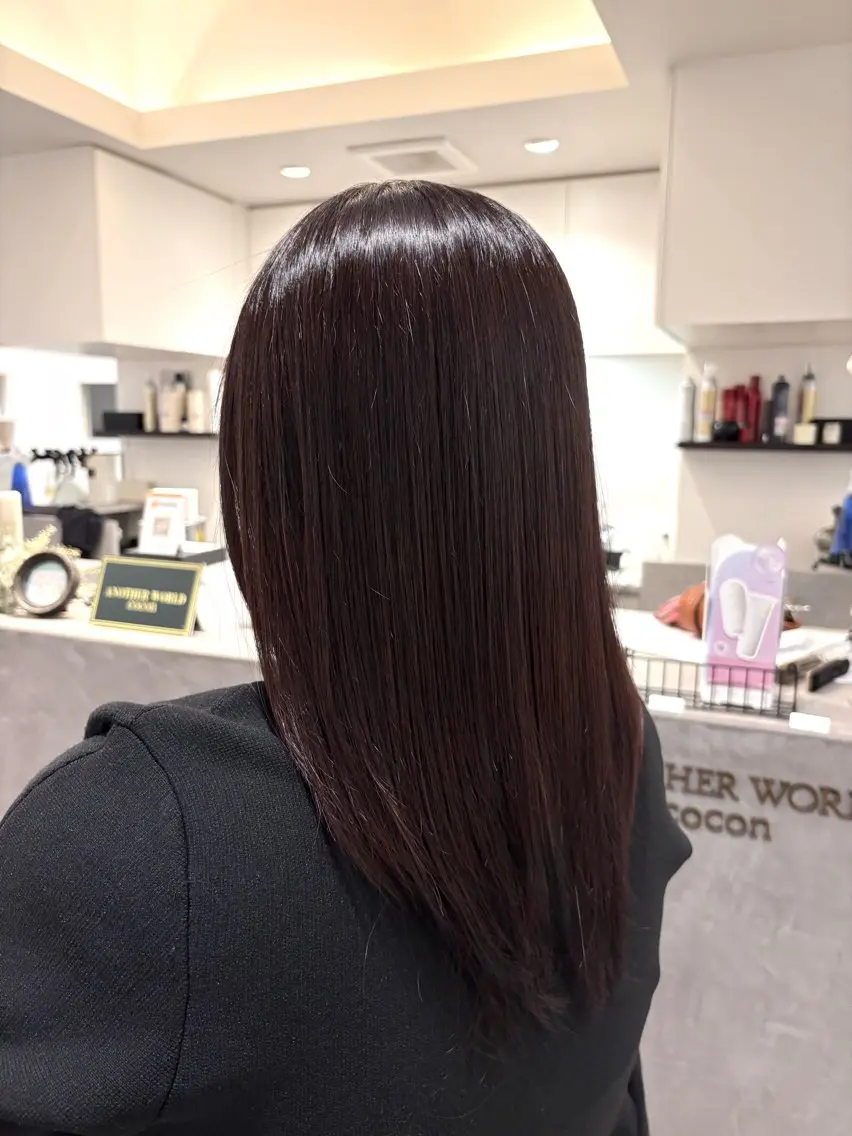 セミロング ヘアカラー 縮毛矯正 はしもとひより/ブリ ーチ矯正/艶カラーのヘアスタイル