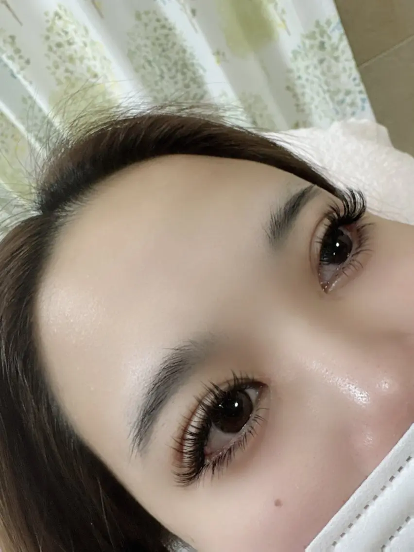 マツエク・マツパ バインドロック 伊藤名紬 マツエク専門のマツエク・マツパデザイン