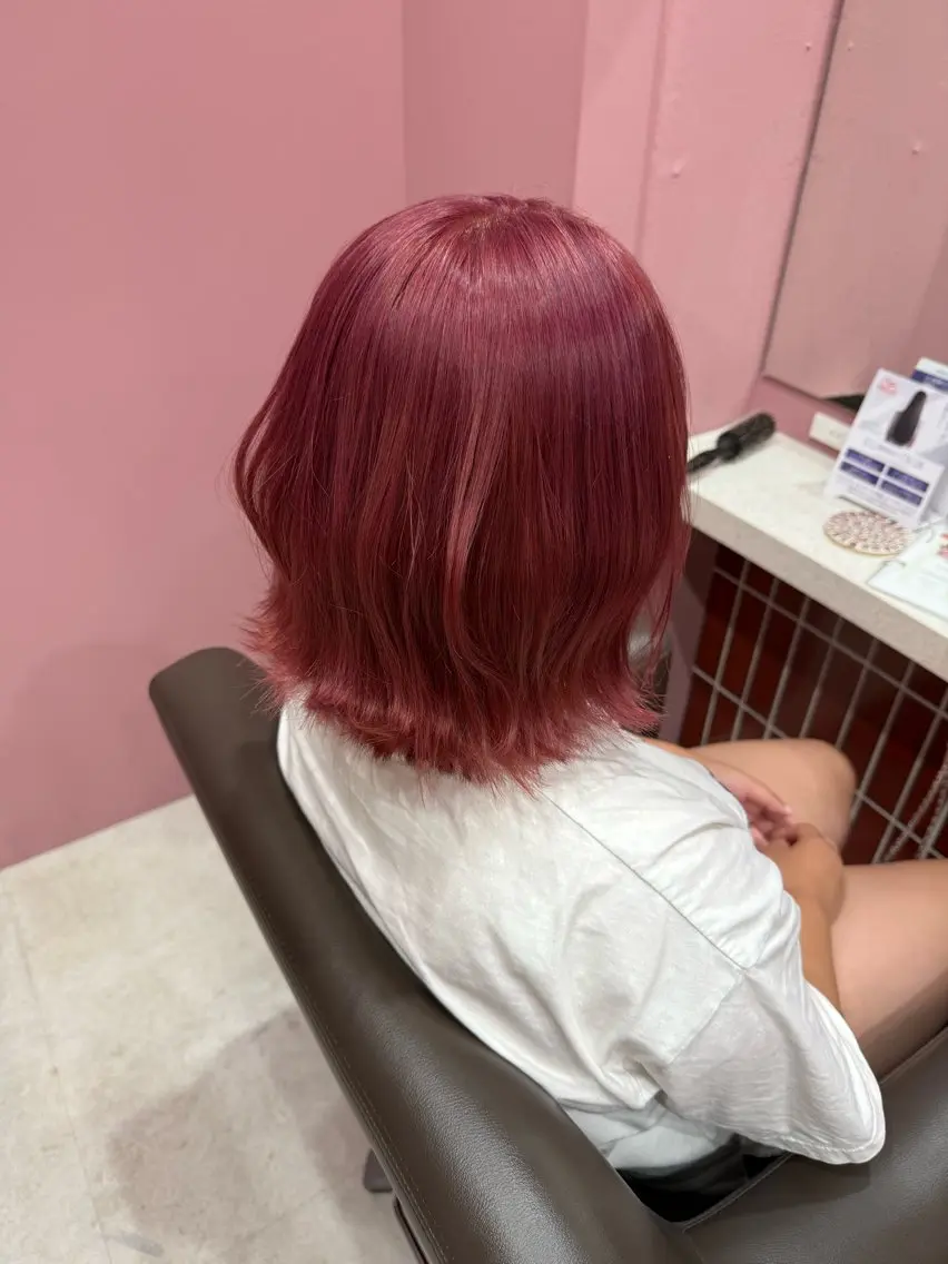 ロング カラー ベージュカラー ブリーチ ブラウンカラー 透明感カラー グレージュ ヘアカラー yuna 原宿/透明感カラーのヘアスタイル