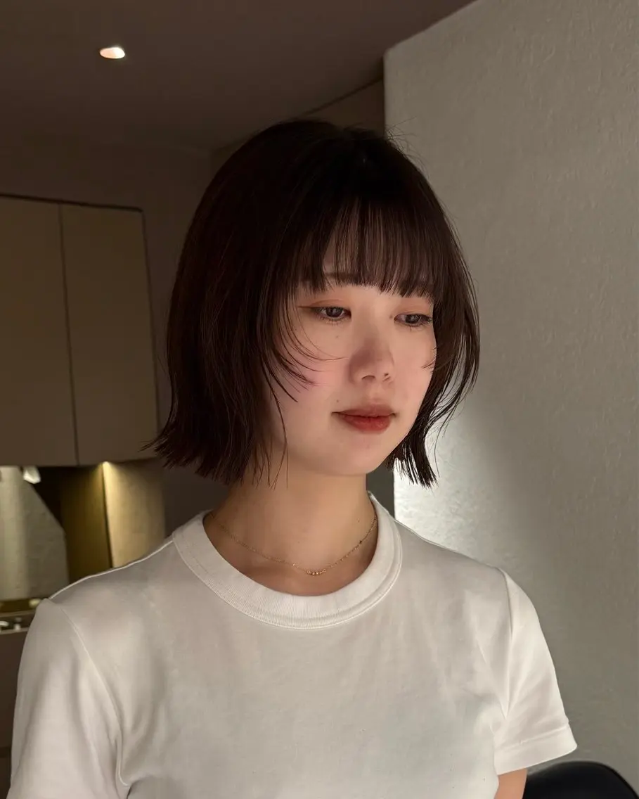 ショート カラー Akari暖色カラー /レイヤーカットのヘアスタイル