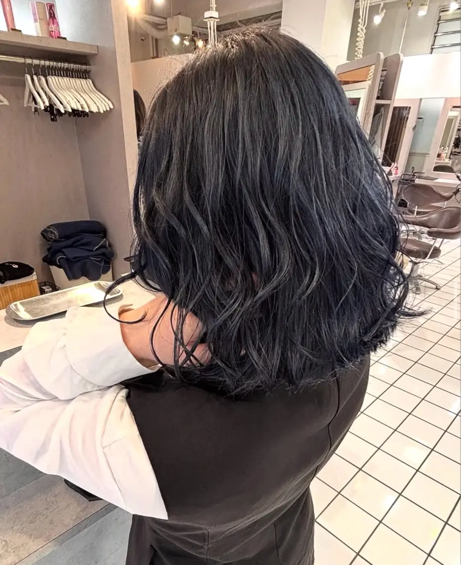 セミロング ヘアカラー 🫧透明感カラー 橋本小雪🫧のヘアスタイル