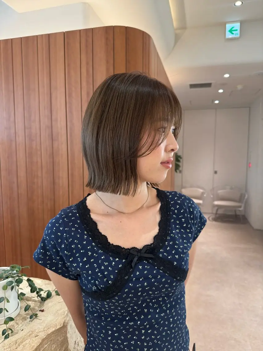 ミディアム カラー パーマ 切りっぱなしボブ ショートボブ ボブレイヤー 透明感カラー ボブ カット ヘアカラー 縮毛矯正 トリートメント 渋谷ボブ特化 /田中航平のヘアスタイル