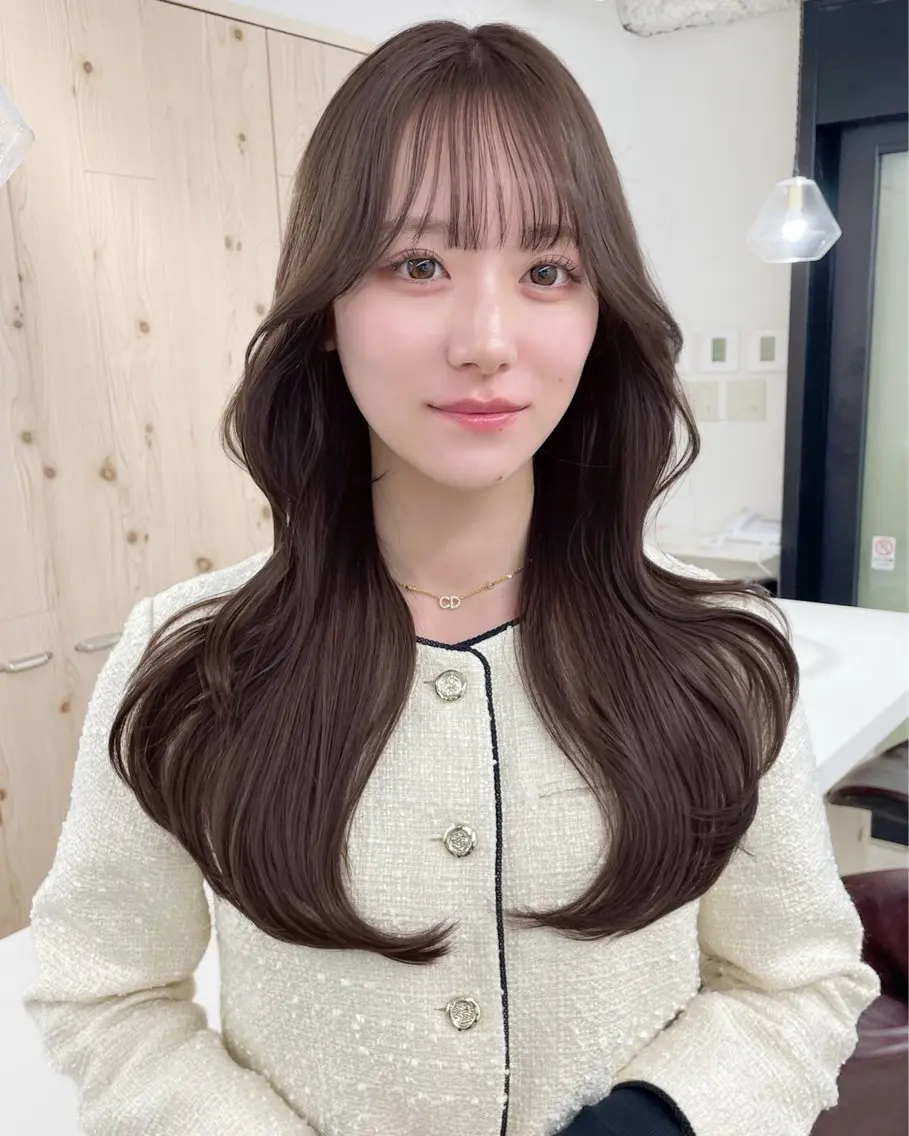 ロング カラー カット ヘアカラー トリートメント ヘアセット 新宿/韓国ヘア/ 髪質改善ストレートのヘアスタイル