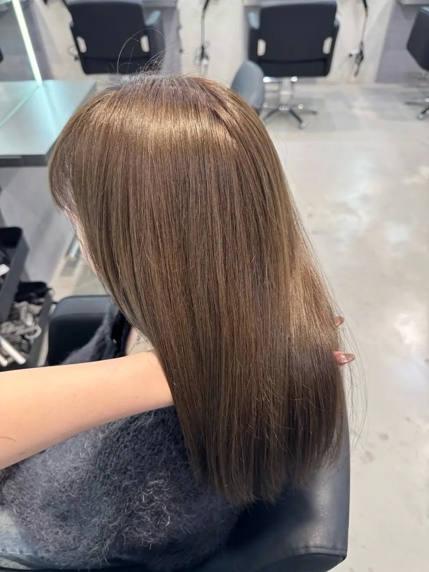 セミロング カラー 艶カラー♡クール トレンドヘア♡アユミのヘアスタイル