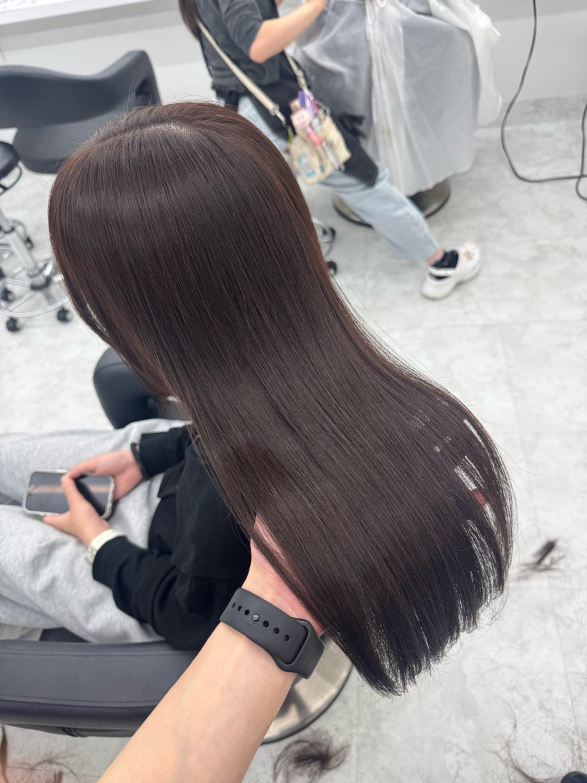 カラー ヘアカラー トリートメント 🌿赤み消しカラー× 艶髪透明感🌿りくのヘアスタイル