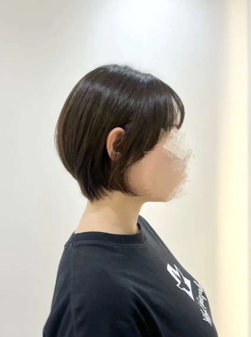 ショート カラー Zina aimiのヘアスタイル