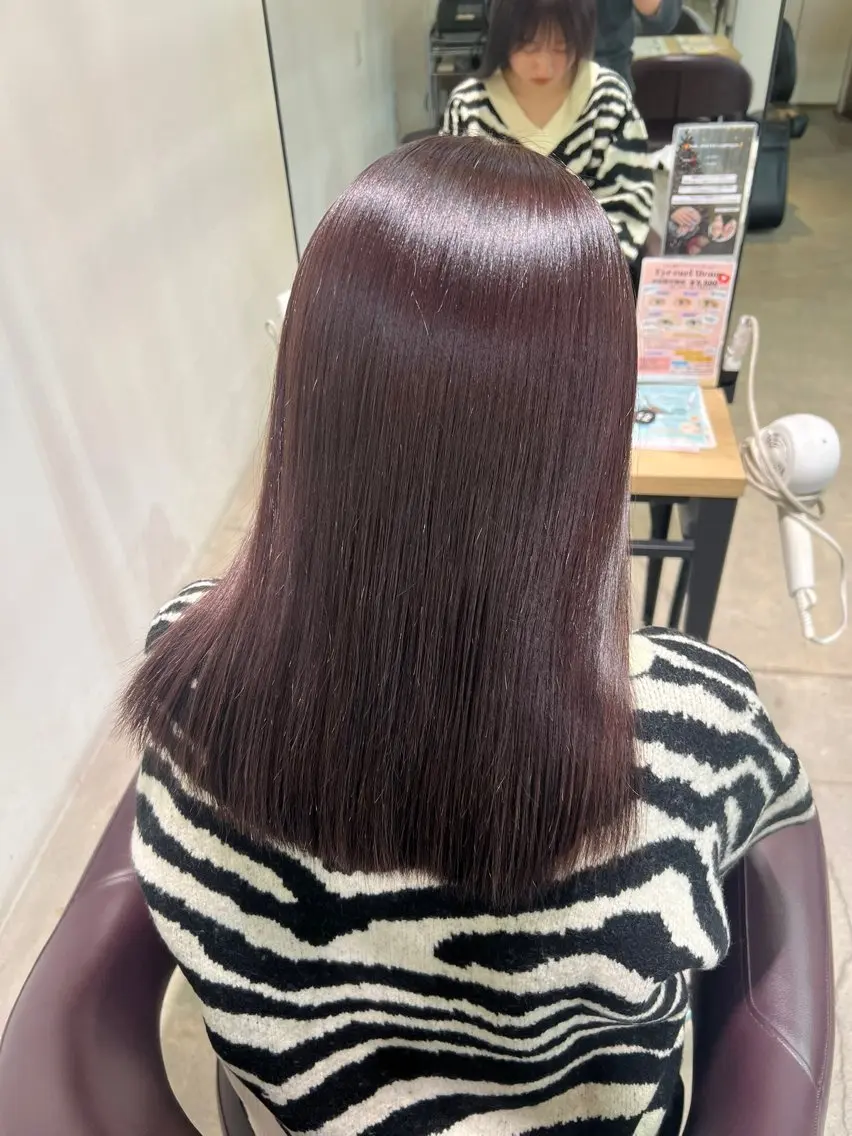 セミロング カラー ブリーチ 透明感カラー ラベンダーカラー ラベンダーピンク ブリーチなしカラー 片山 実莉のヘアスタイル