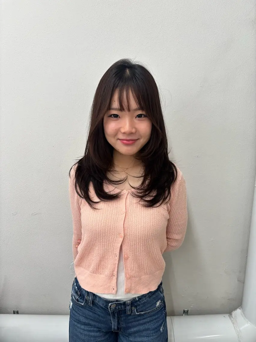 ロング ハッシュカット カット ヘアカラー トリートメント SLASHスラッシュ 辻村  彩華のヘアスタイル