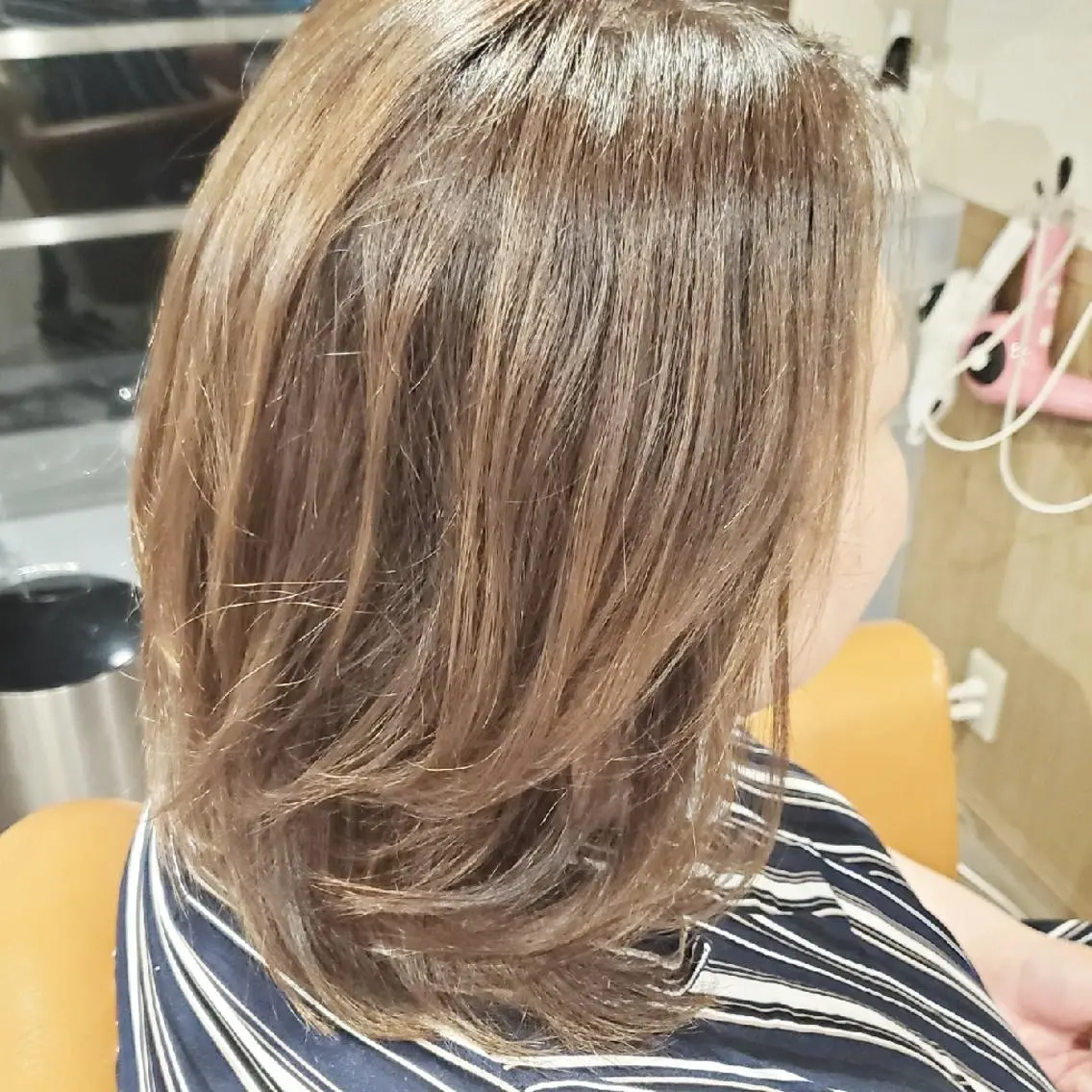 セミロング カラー パーマ アディクシーカラー ブリーチ イルミナカラー 外国人風カラー 縮毛矯正 カット ヘアカラー 縮毛矯正 トリートメント spa hair ark 富井直美のヘアスタイル