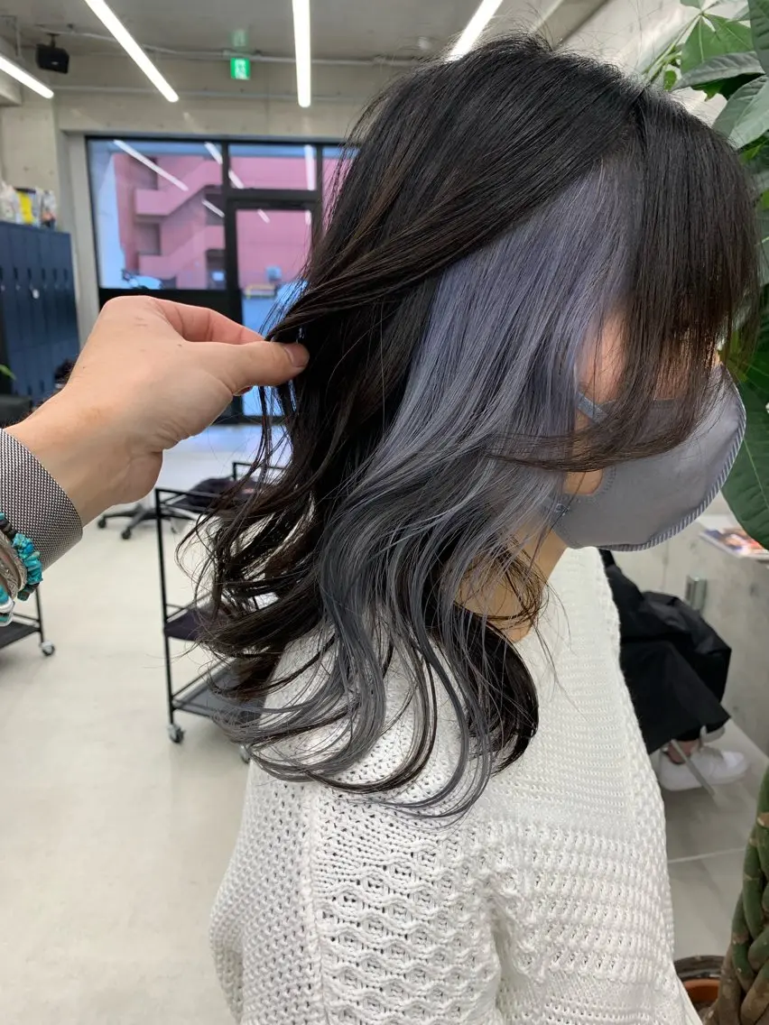 ロング カラー 齋藤 梨乃のヘアスタイル