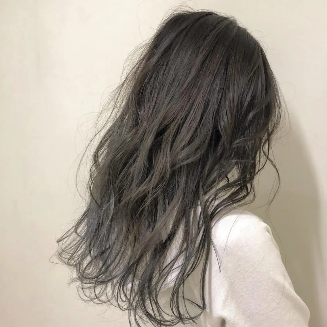 セミロング 外国人風カラー ハイライト 綺麗な髪質にしたい方 限定🌈清水　祥のヘアスタイル