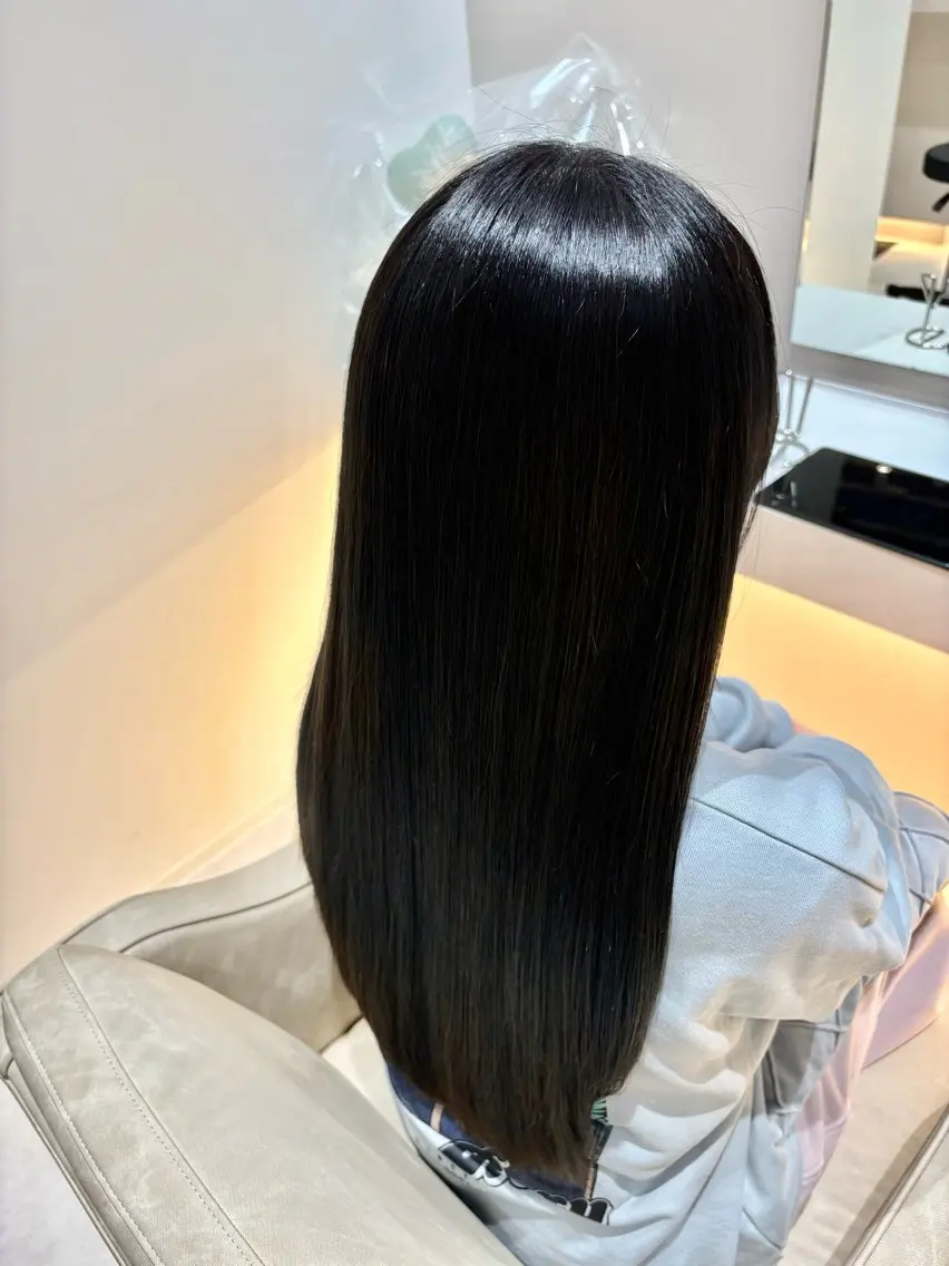 カラー 🥨伊藤みやこ🥨 カットモデル🌈のヘアスタイル