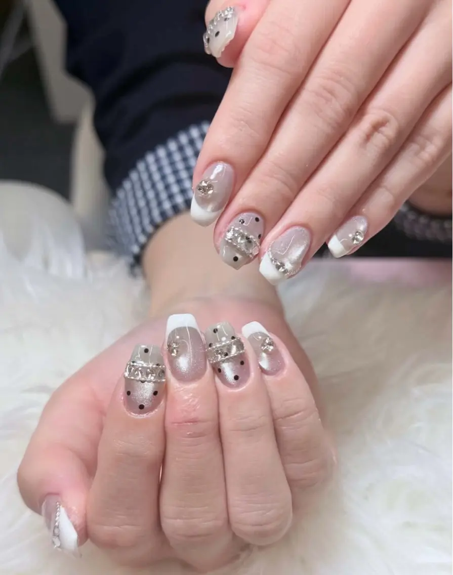 ネイル ハンドネイル ハンドケア DuLi Blinkのネイルデザイン