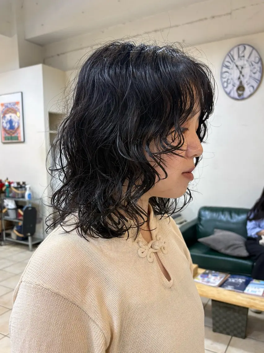 ミディアム パーマ レイヤーカット カット パーマ ボブパーマ/ スズキユウナのヘアスタイル