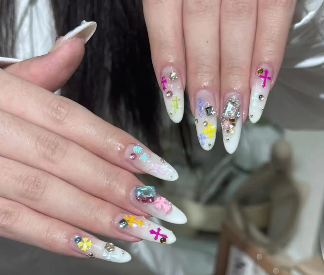 ネイル ハンドネイル 🎀 NaNa_nailのネイルデザイン