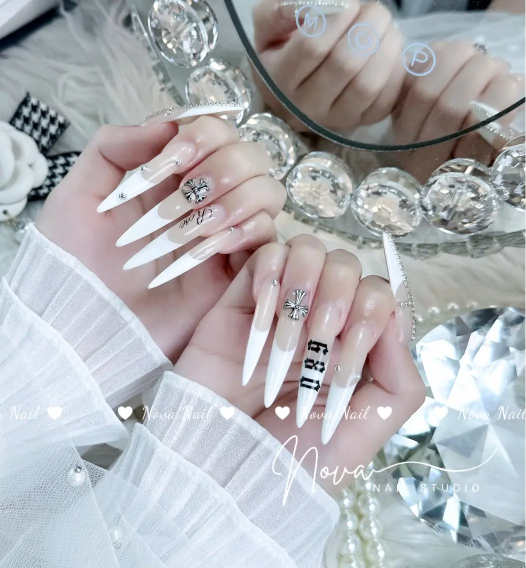 ネイル アートネイル 韓国ネイル オフィスネイル ピンク ピンクベージュ ハンドネイル ハンドケア Kitty Nail Novaのネイルデザイン