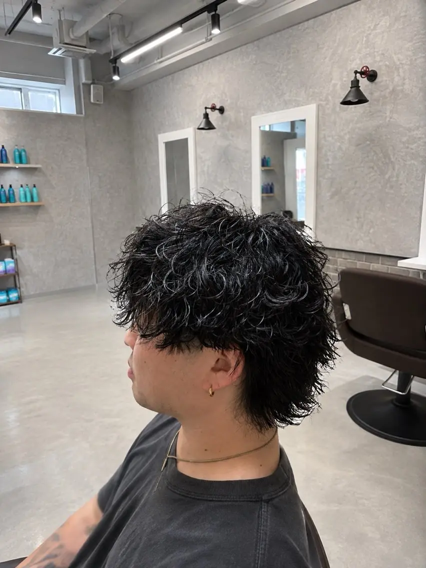 メンズ メンズパーマ 波巻きパーマ カット パーマ メンズ特化 髪質改善 圭翔のヘアスタイル