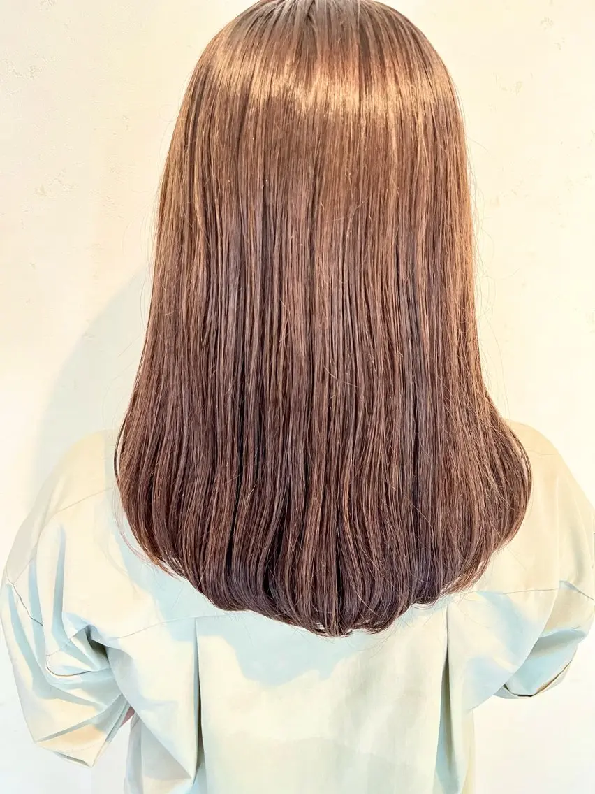 ミディアム カラー 伊藤 さやかのヘアスタイル