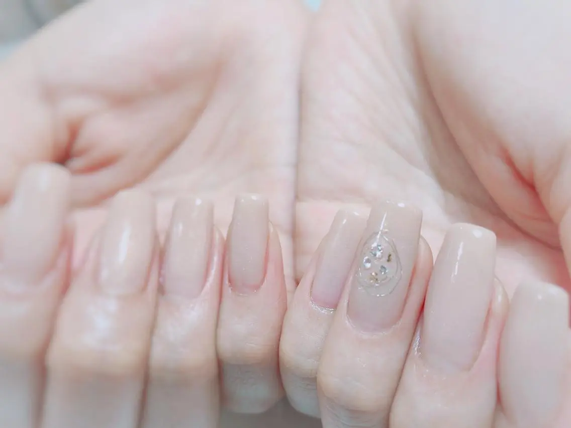 新規様✨期間限定✨シンプルアートジェルネイル🖤オフ込の写真