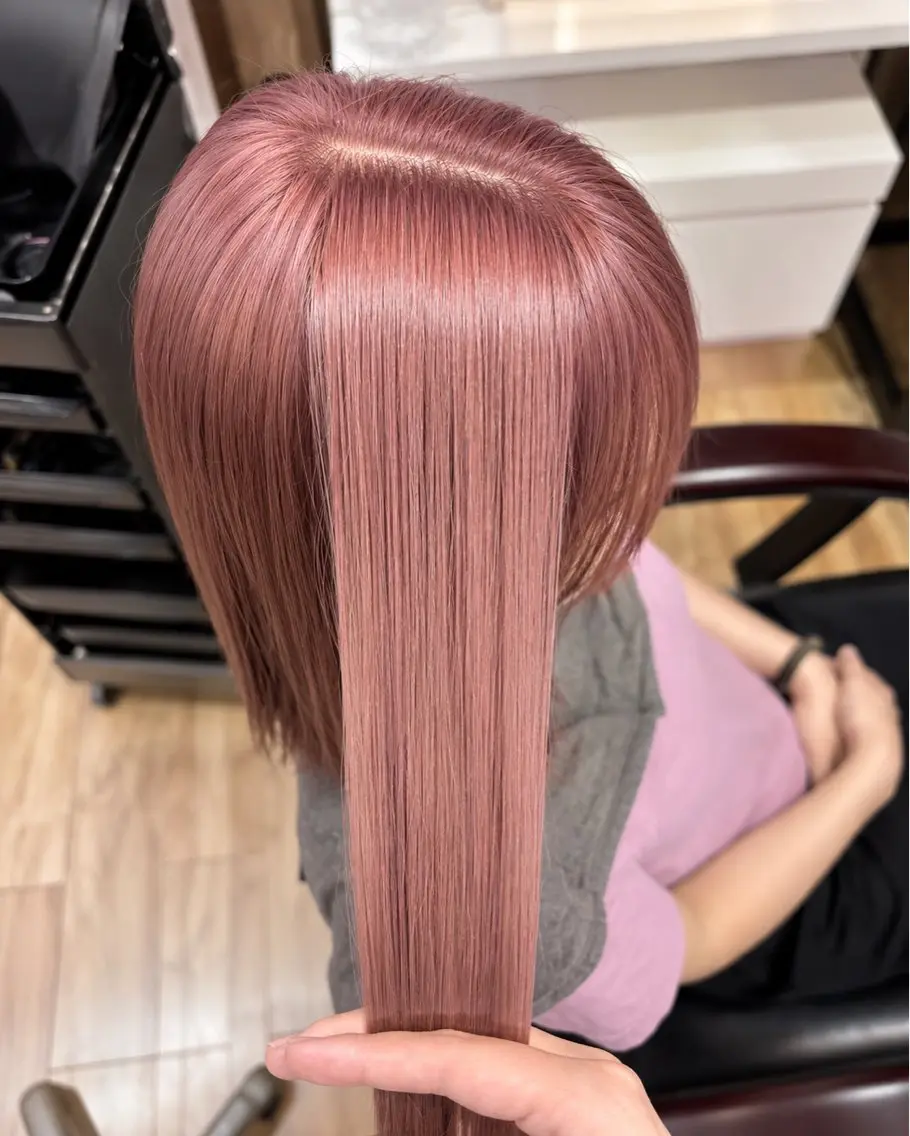 ミディアム カラー ピンクカラー ヘアカラー a-cha (モデル様募集)のヘアスタイル
