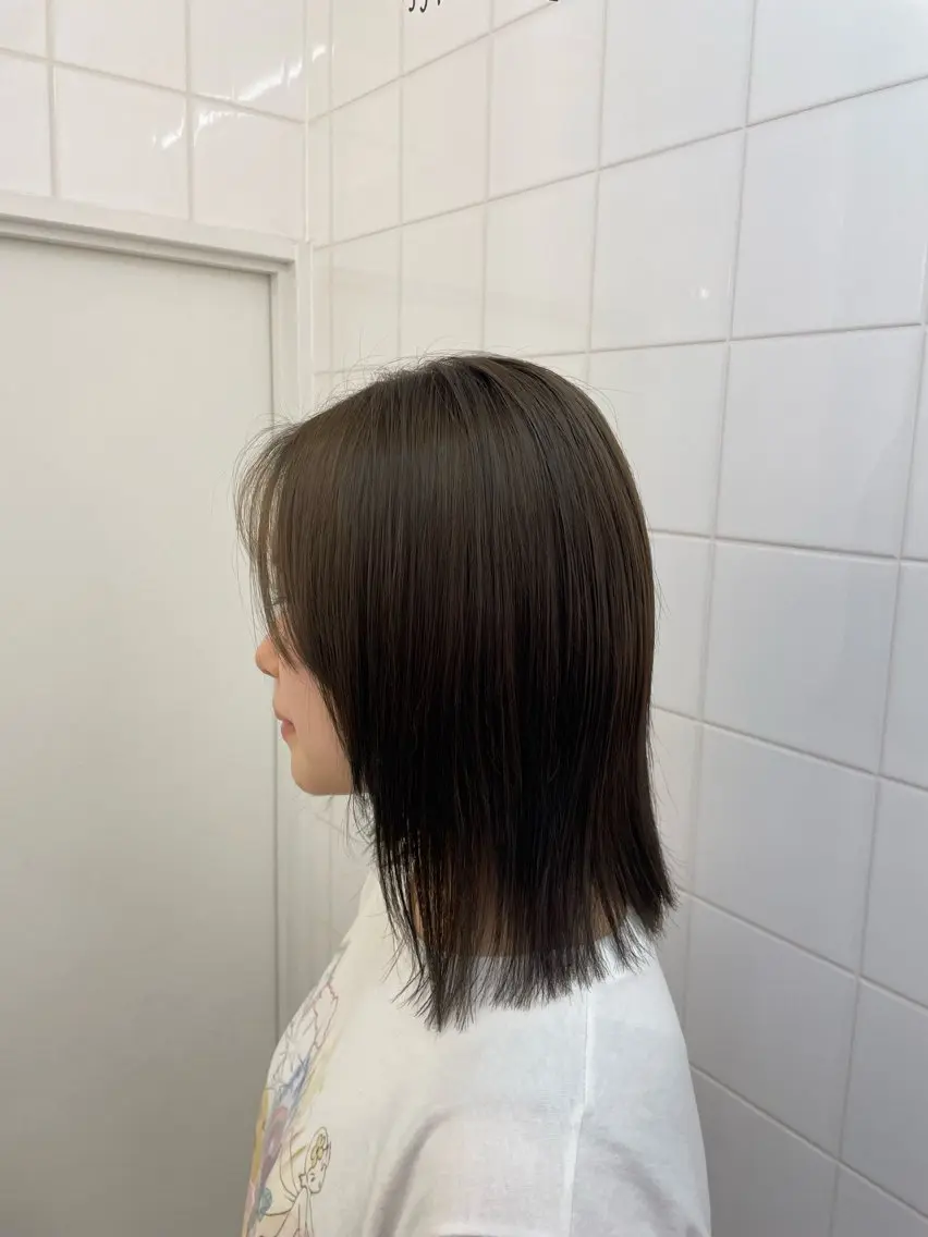 カラー ブリーチ 透明感カラー ブリーチなしカラー オリーブカラー ブリーチ🎵 エクステ/りりのヘアスタイル