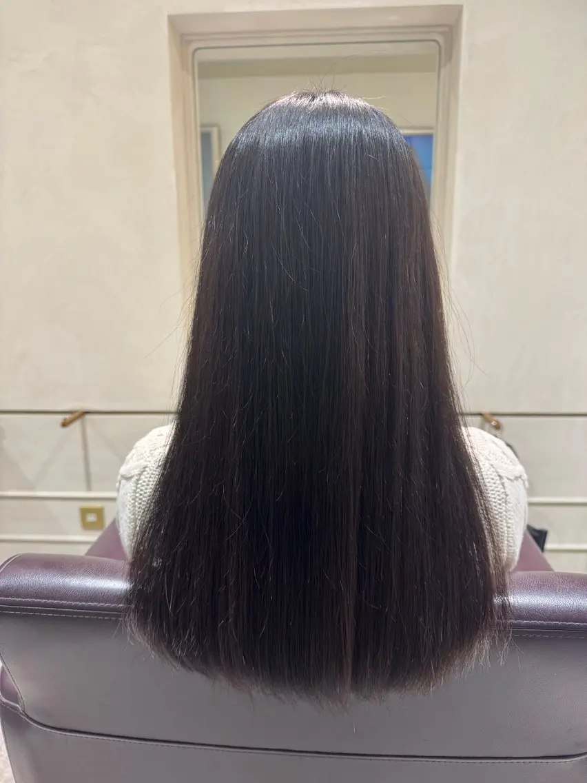 カット(ロングのみ)➕【カラー】ツヤ感UP イノアの写真