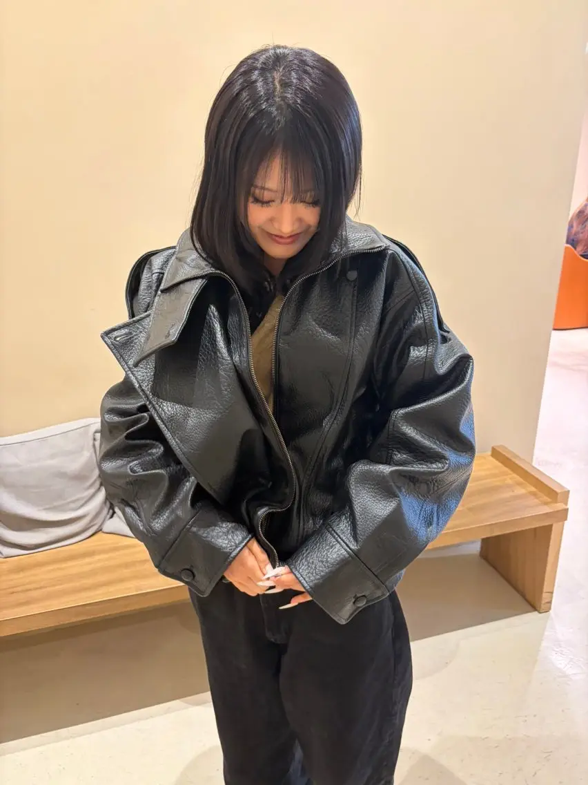 ロング カラー 髙橋 紗奈のヘアスタイル