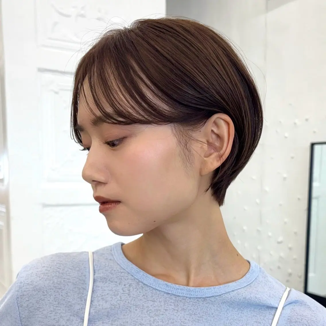 ショート カラー 丸みショート ベージュカラー ブリーチ 透明感カラー ブリーチなしカラー 顔まわり🥨レイヤー /透明感/水口舞奈のヘアスタイル