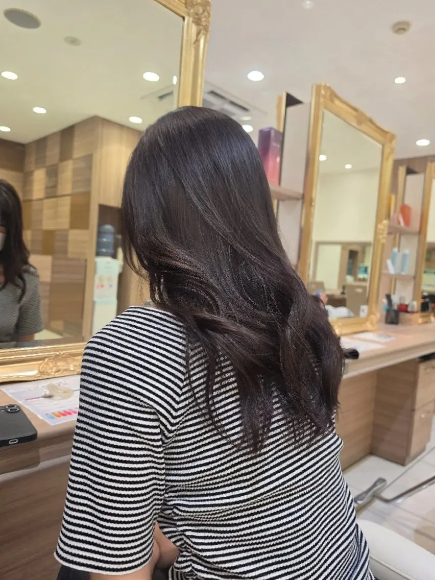 ロング カット ヘアカラー 🎀艶髪カラー🎀 Aiのヘアスタイル
