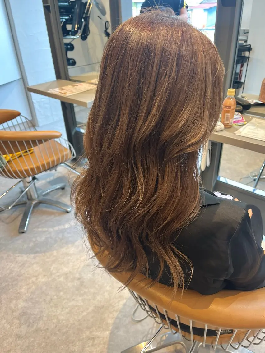 ロング カラー カット ヘアカラー トリートメント うしだ かおるのヘアスタイル