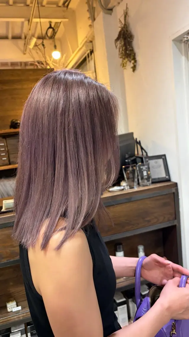 カラー ヘアカラー Iris. Yuuのヘアスタイル
