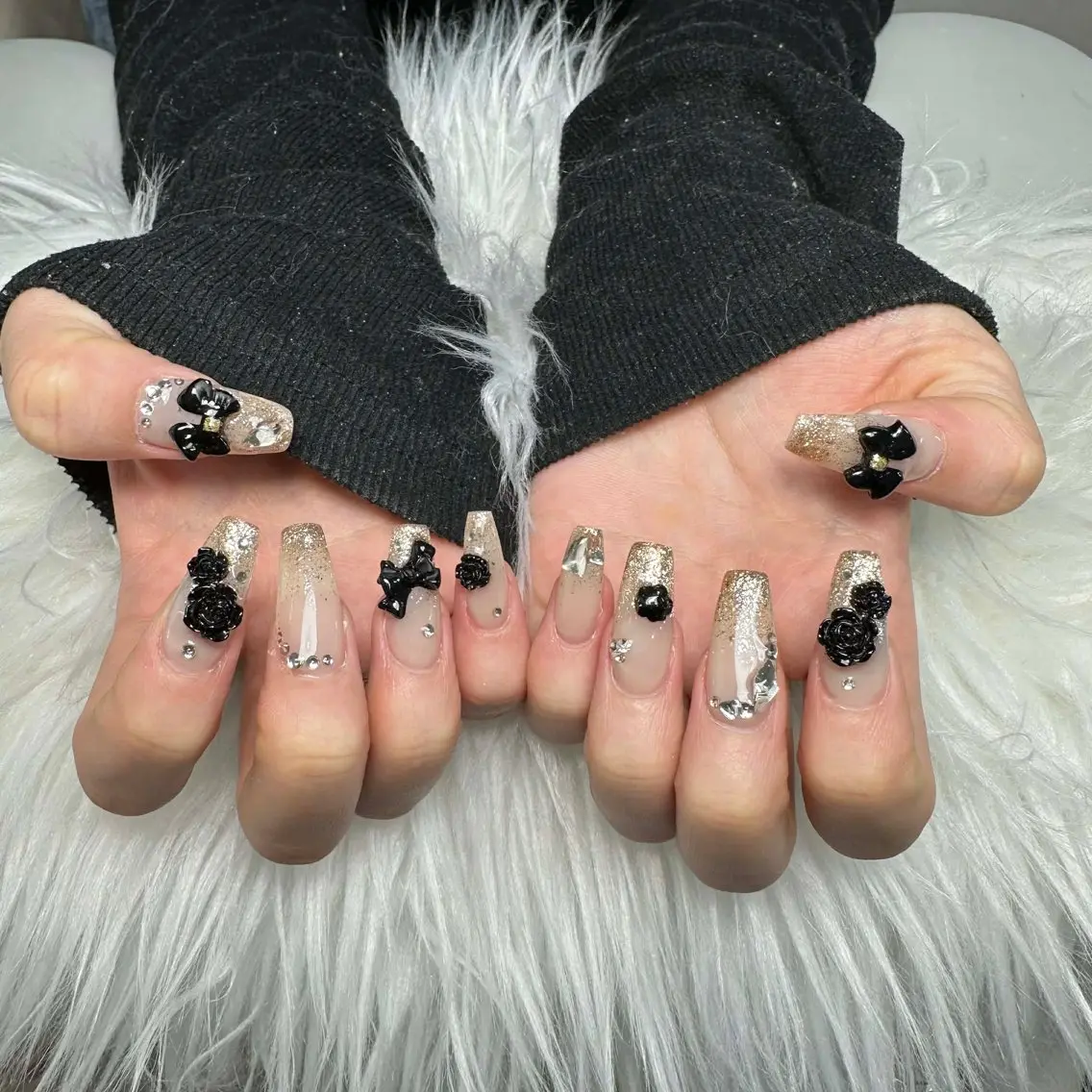 ネイル ハンドネイル T.Lee Nail Lilyのネイルデザイン