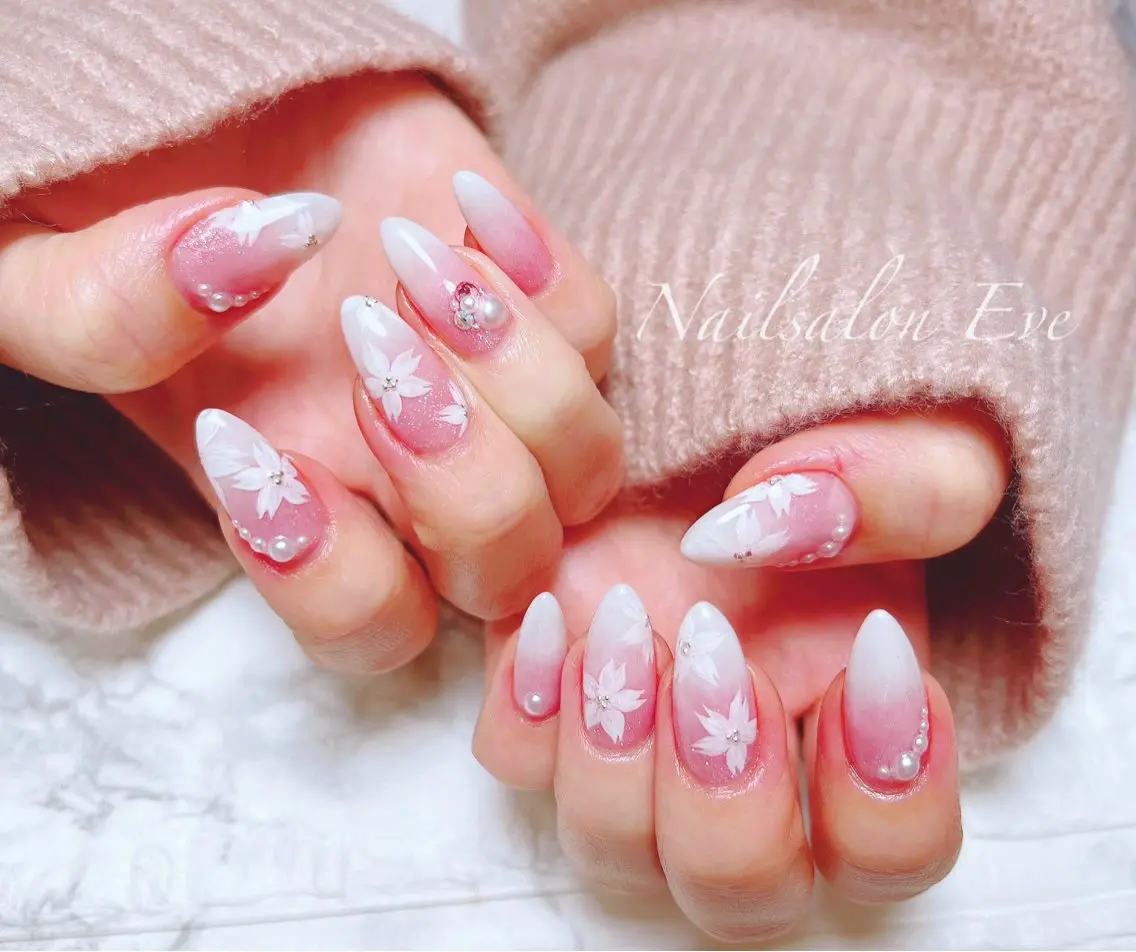 ネイル ハンドネイル Nailsalon Eve（イヴ）のネイルデザイン