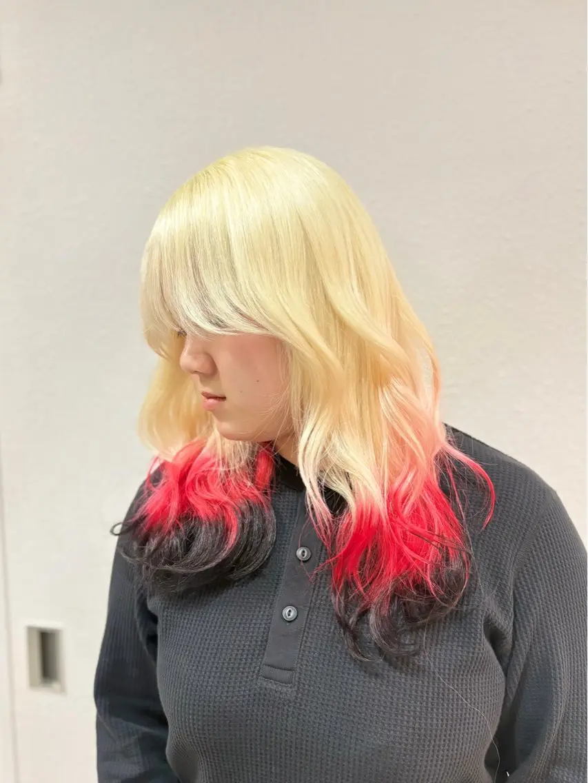 人気NO.2🔥【デザインカラー/概念カラー】ブリーチカラー+艶トリートメントの写真