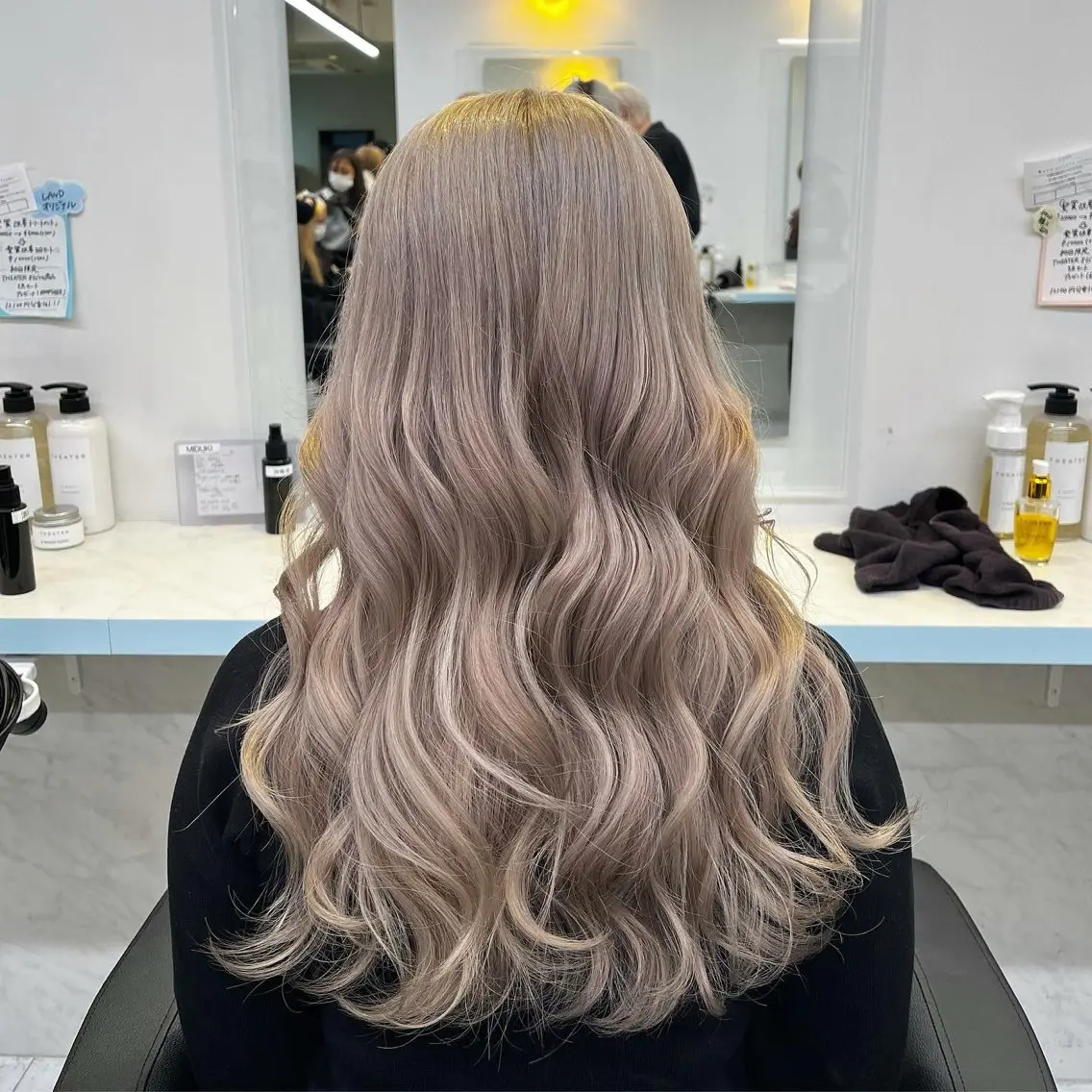 ロング カラー ヘアカラー トリートメント ブリーチカラー 🩵MIZUKIのヘアスタイル