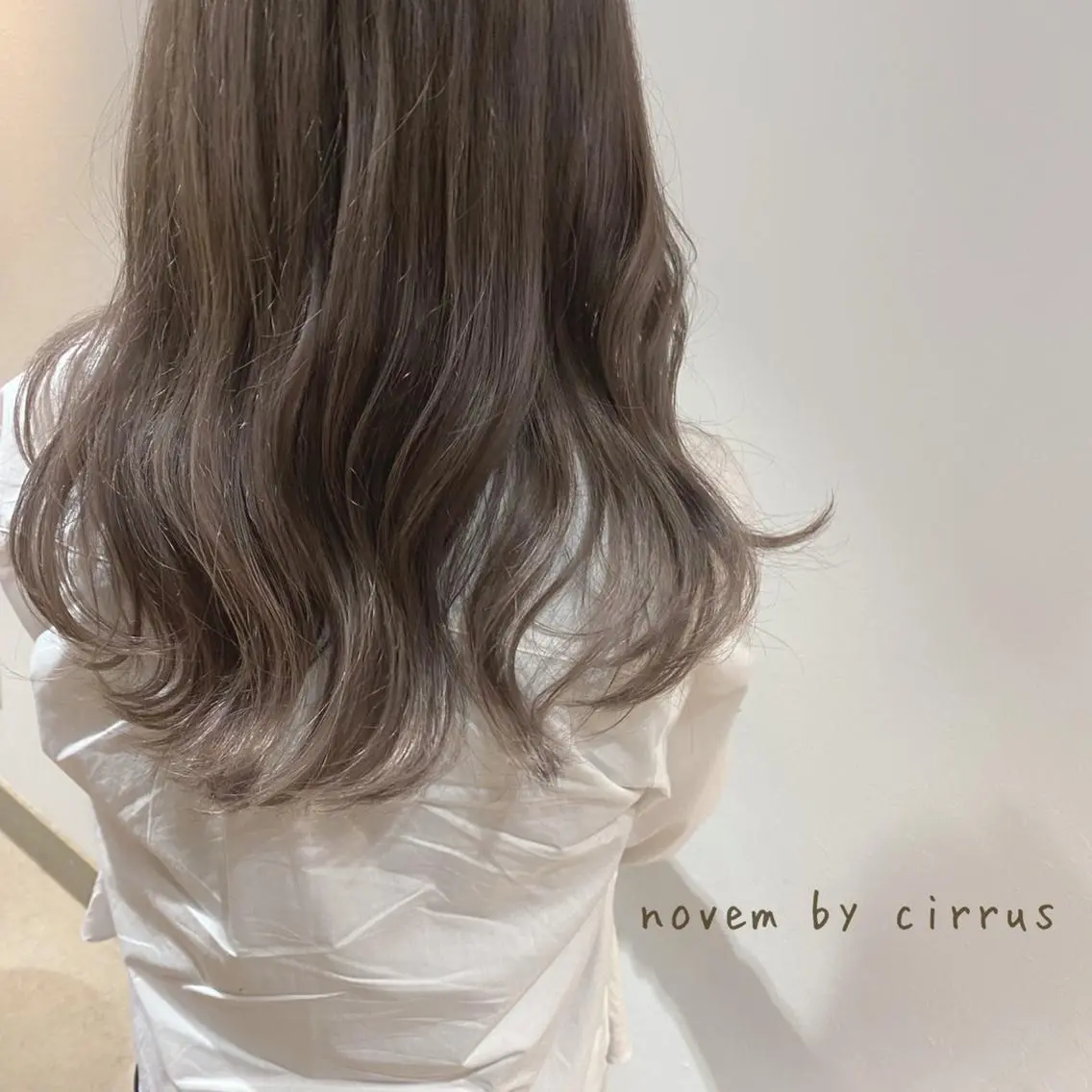 ロング 【novem】 Miyukiのヘアスタイル