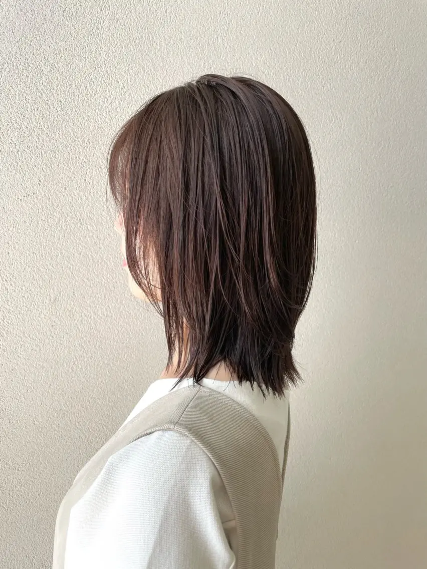ミディアム くびれヘア レイヤーカット 沢田 瞳のヘアスタイル