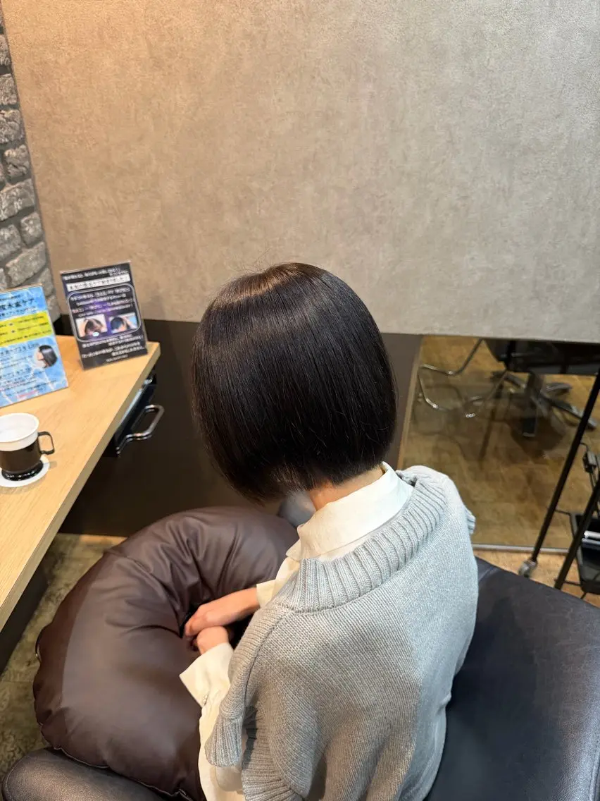 ショート カラー ヘアカラー 畑内 花凛のヘアスタイル
