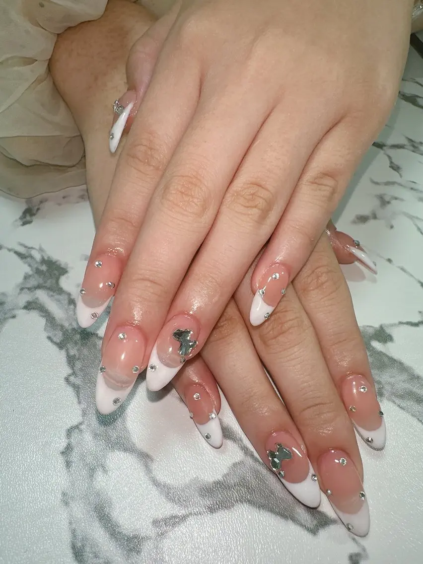 ネイル フレンチネイル ハンドネイル nicoto Harukiのネイルデザイン