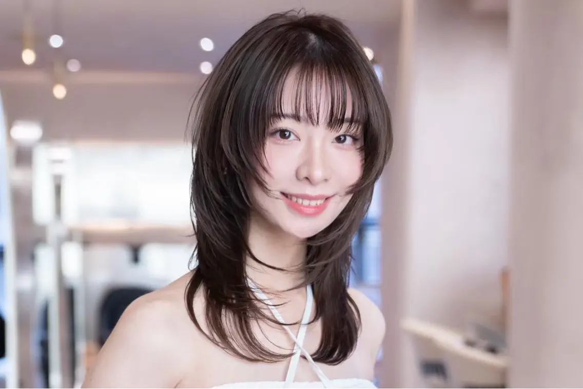 ミディアム ヘアセット ミディアムレイヤー/ 髪質改善/堅亘のヘアスタイル