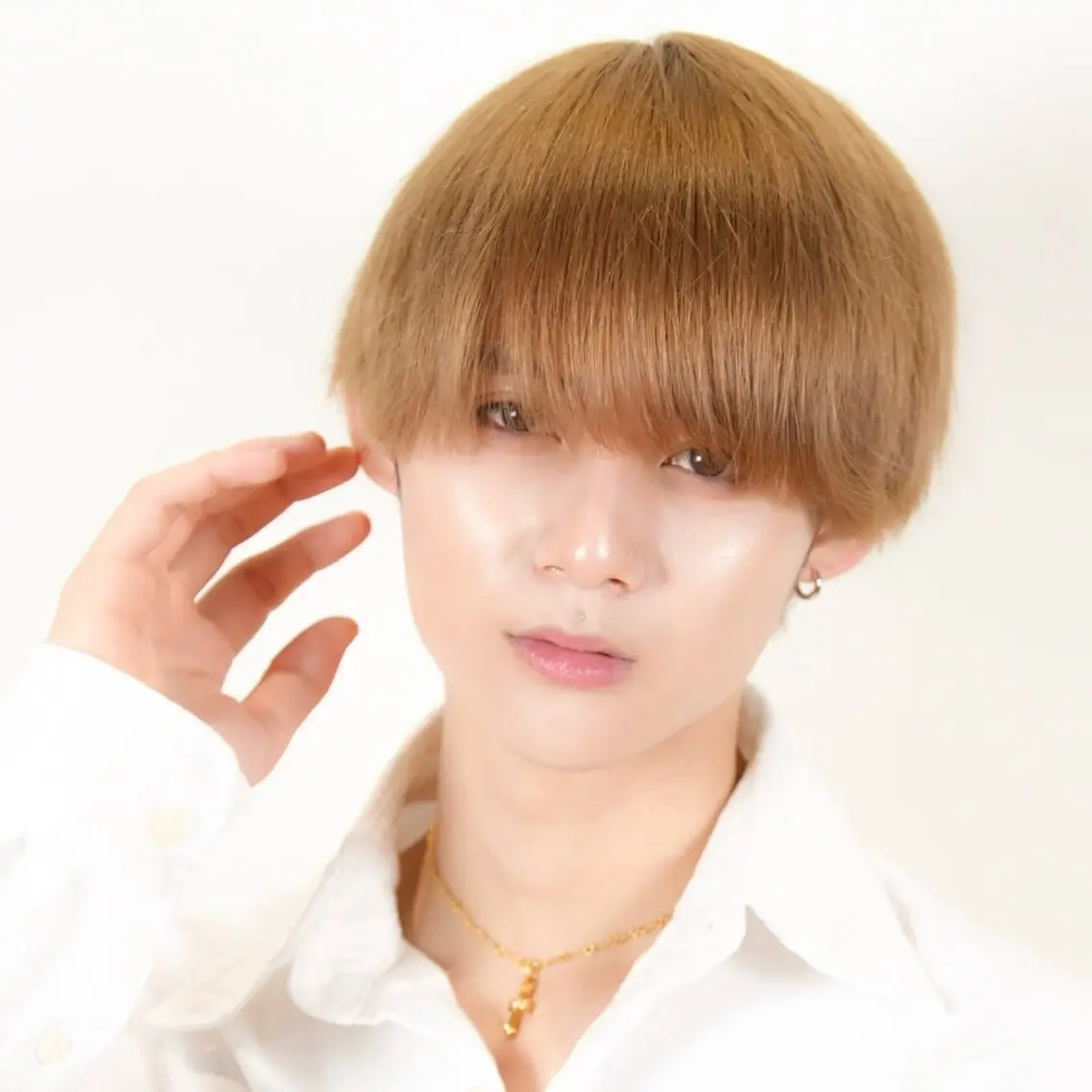 ミディアム カラー メンズ カット ヘアカラー トリートメント 渋谷のブリーチカラー シェフ🧑‍🍳蓮のヘアスタイル