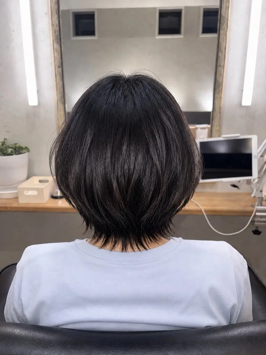 ショート カット ヘアカラー トリートメント 白鳥 正孝のヘアスタイル