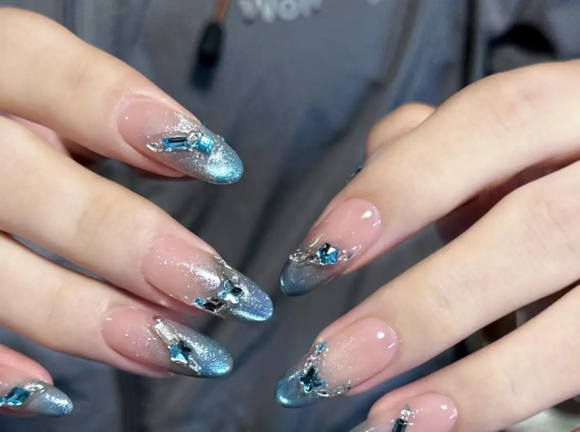 ネイル ハンドネイル ハンドケア 🍑 momo_nailのネイルデザイン