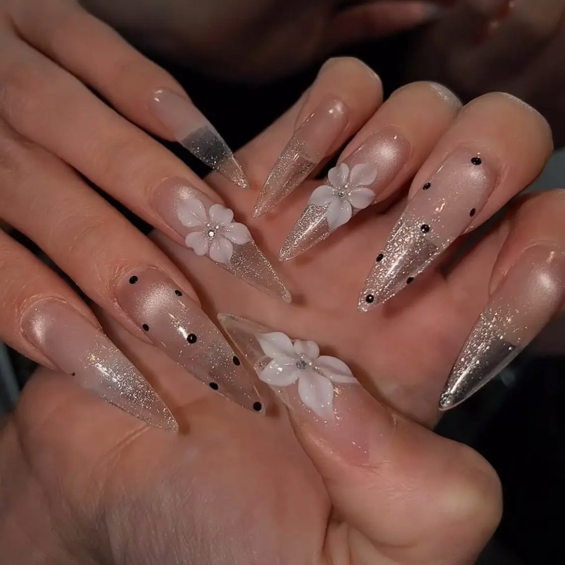 ネイル ガーリー ハート 韓国ネイル ニュアンスネイル リボン ハンドネイル Sora nail 長さ出し専門店のネイルデザイン