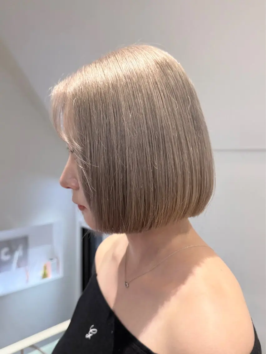 ロング カラー グレージュ ヘアカラー ブリーチ・ダブルカラ ー🪐✩serenaのヘアスタイル