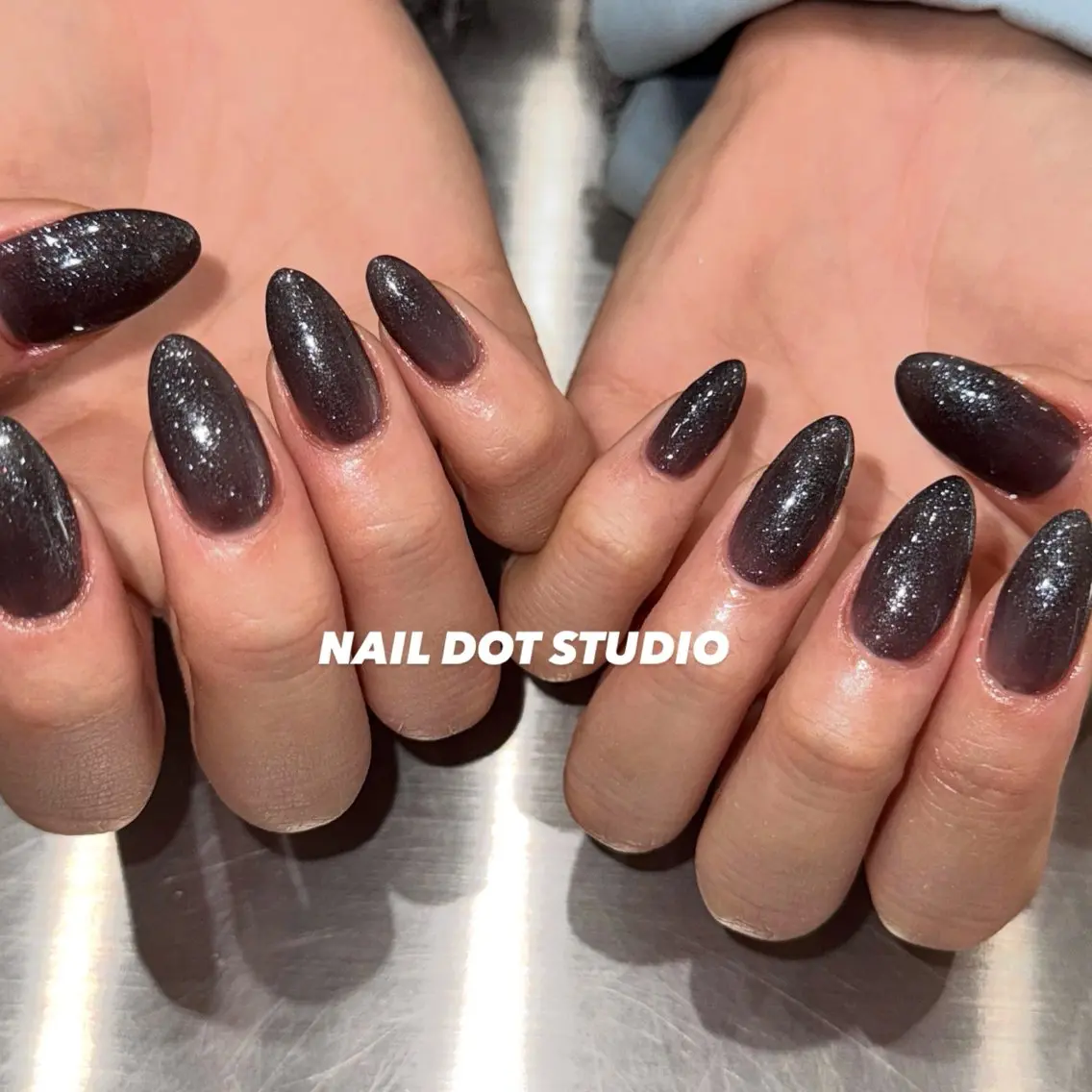 ネイル ハンドネイル NAILDOTSTU DIO SEINAのネイルデザイン