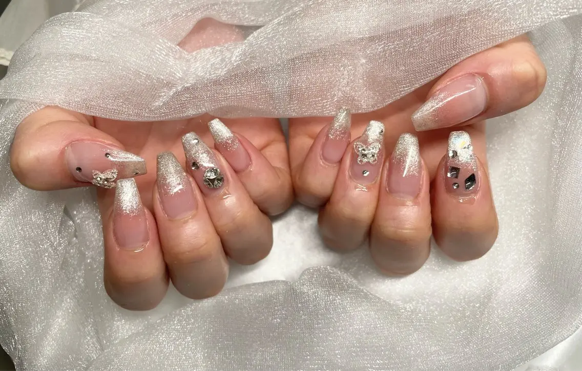 ネイル ハンドネイル Roi〈ロワ〉 Minakoのネイルデザイン