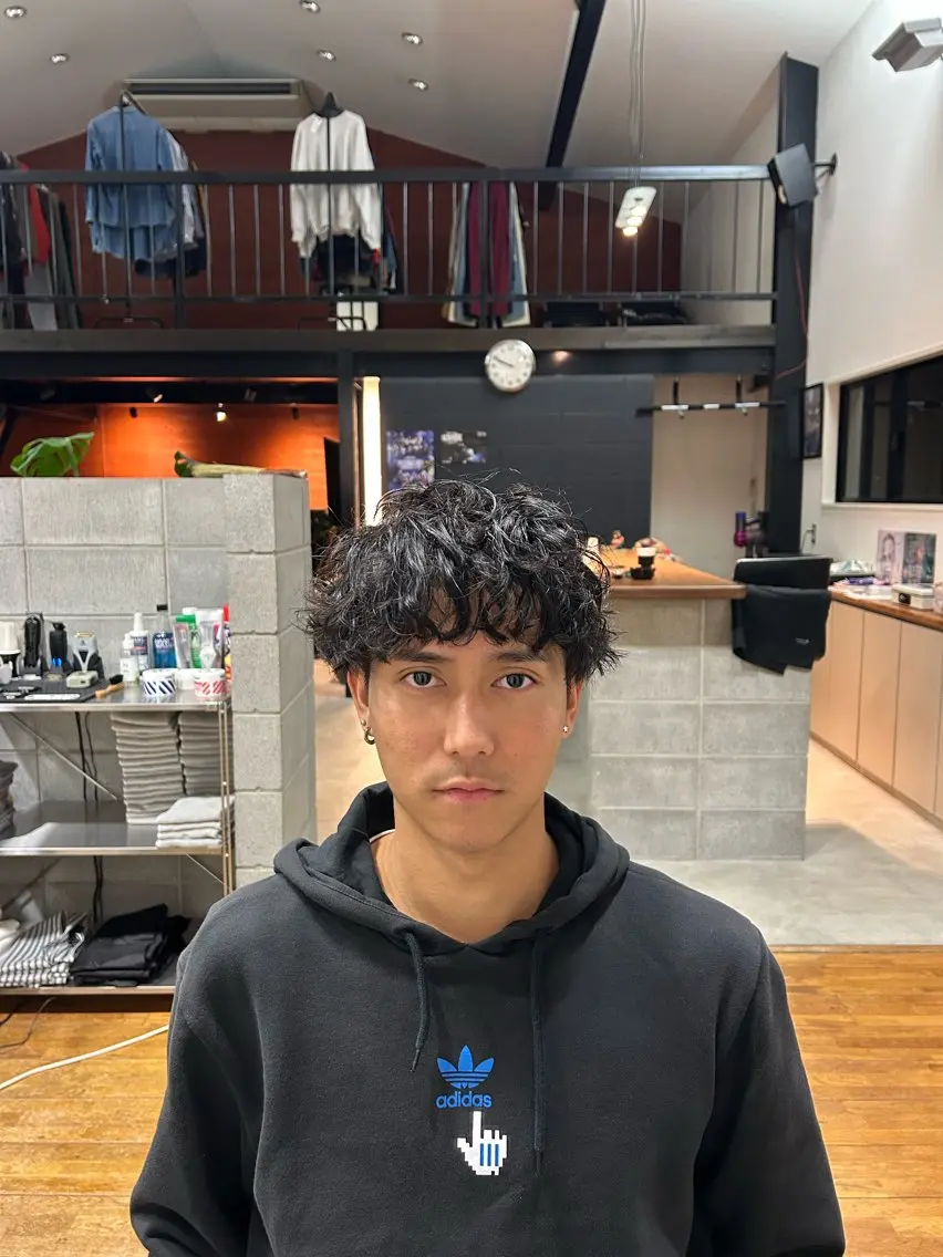 メンズ メンズパーマ パーマ ONECLIPZ 兼子　啓のヘアスタイル