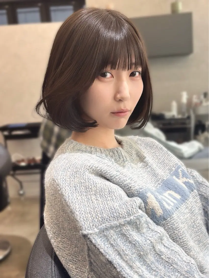 ミディアム 暗色カラー/レイヤー 🩶KAITOのヘアスタイル