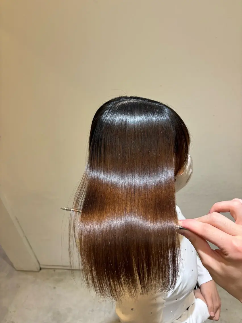 ミディアム カット 縮毛矯正 トリートメント RANSHELL RYUTOのヘアスタイル
